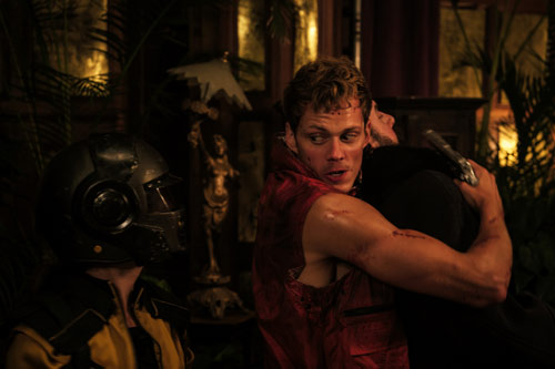 Bill Skarsgård als Boy in "Boy Kills World" Bill Skarsgård als Boy in "Boy Kills World"