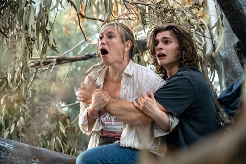 Szene aus dem Creature Feature von James Nunn rund um ein Nilpferd
