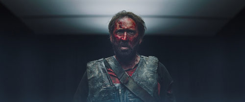 Mandy mit Nicolas Cage als Red Miller