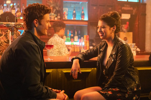Jack Quaid und Amber Midthunder in Novocaine Jack Quaid und Amber Midthunder in Novocaine
