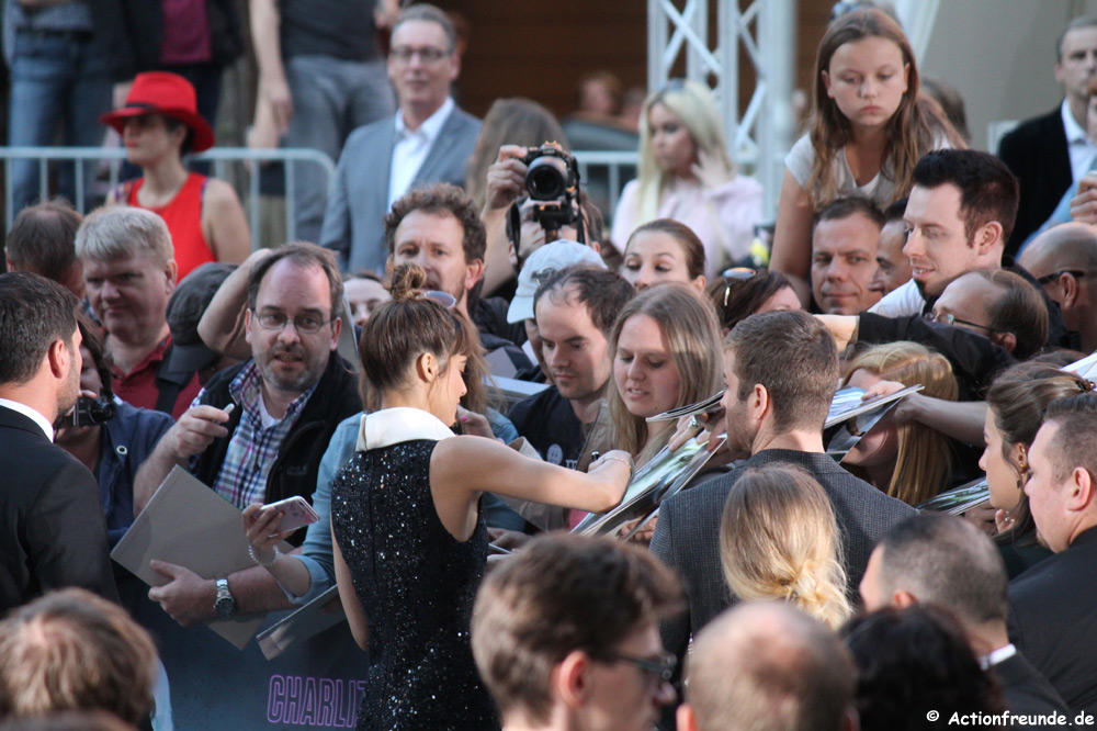 atomic-blonde-premiere-15