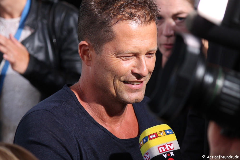 atomic-blonde-premiere-19