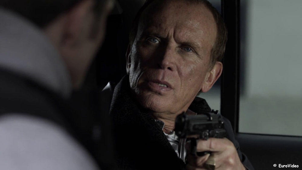 peter-weller-forced-to-fight-g1