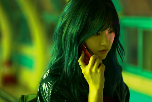 Park So-dam als Fahrerin in Special Delivery